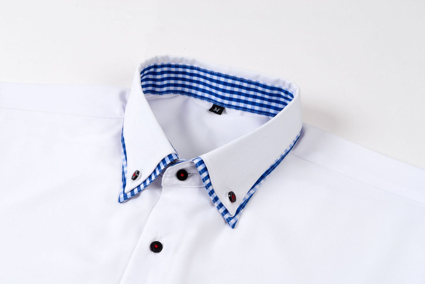 Camisa informal, versátil y de alta gama con doble costura en el cuello