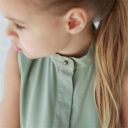 Vestido sencillo de moda de color sólido sin mangas para niñas pequeñas y medianas